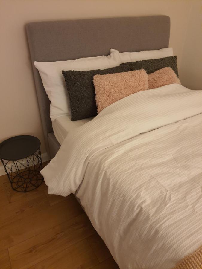 Double Room In Central Лондон Экстерьер фото