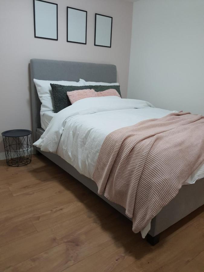 Double Room In Central Лондон Экстерьер фото