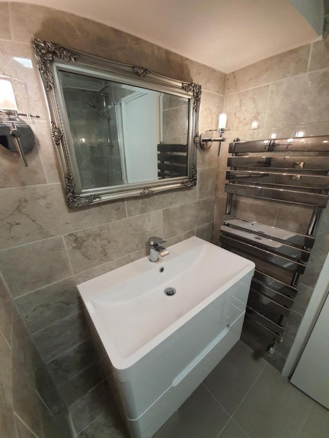 Double Room In Central Лондон Экстерьер фото